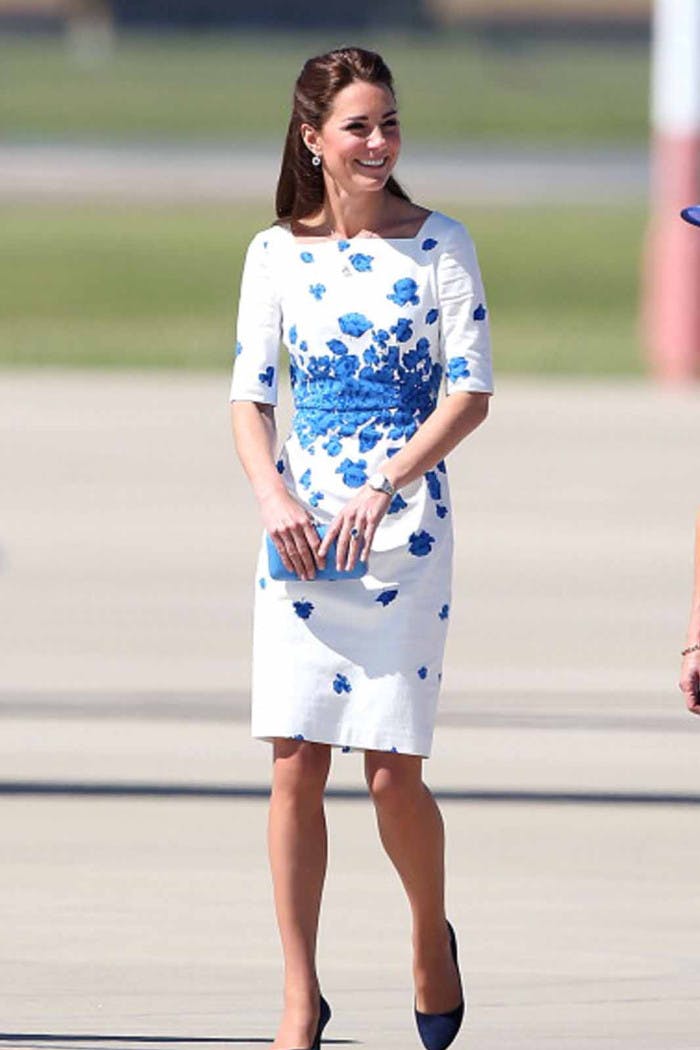 Kate middleton white and blue dress hotsell